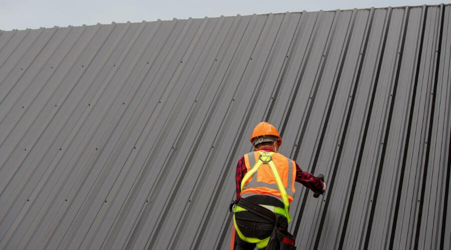 Expert top industrial roofings services in Carthage, IL